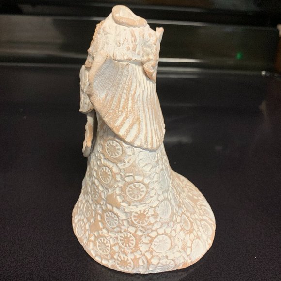 Terra Cotta Angel - Picture 4 of 5